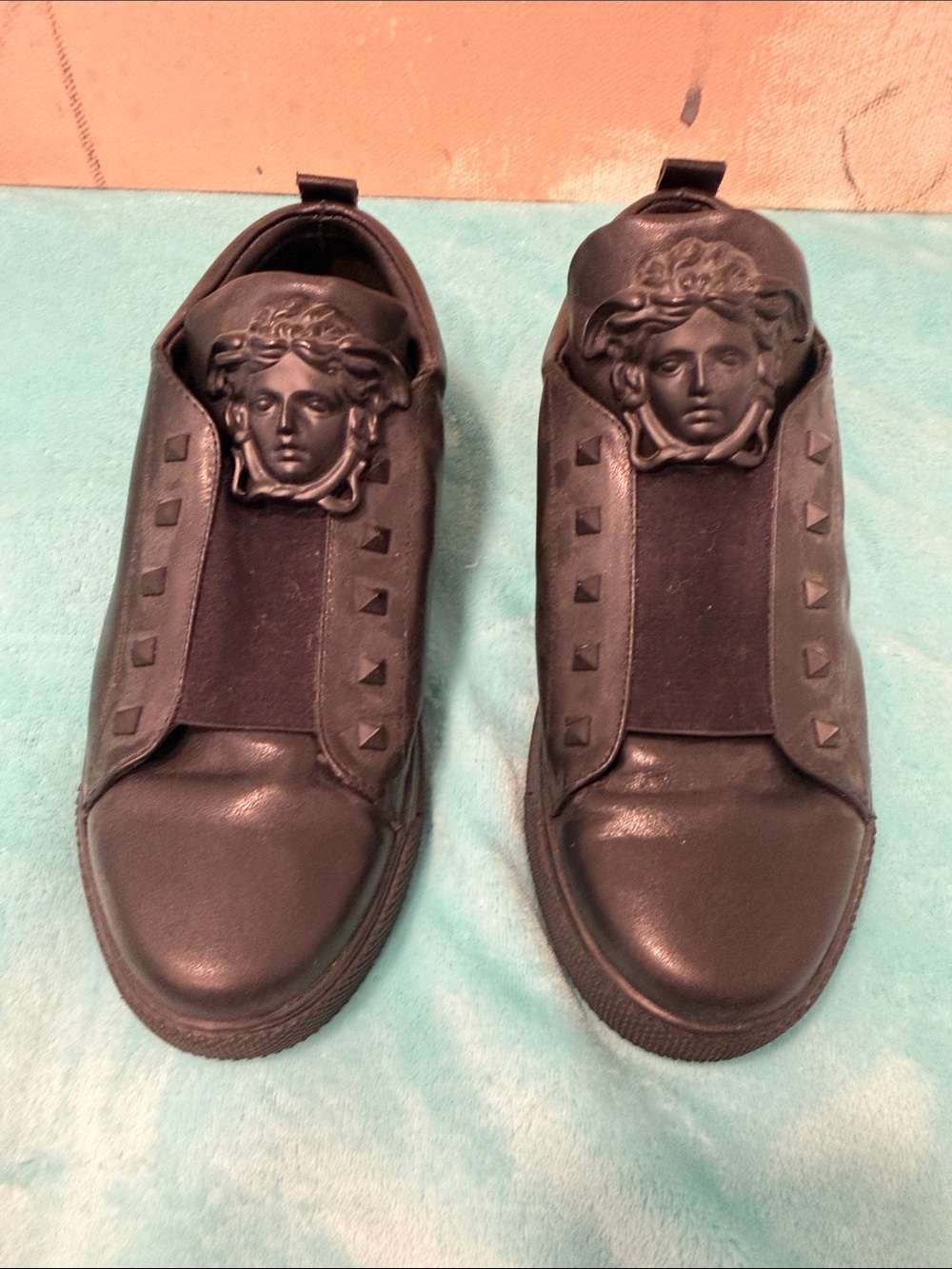 Resave Black Medusa Accent Slip-On Men's Sneakers